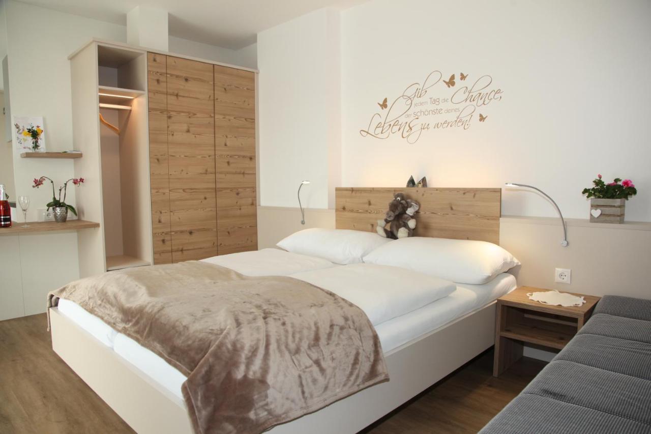 Hotel & Fruehstueckspension Raabtal Feldbach  Dış mekan fotoğraf