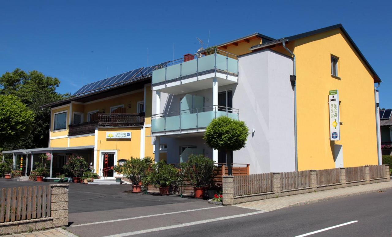Hotel & Fruehstueckspension Raabtal Feldbach  Dış mekan fotoğraf