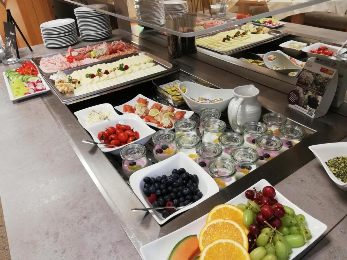Hotel & Fruehstueckspension Raabtal Feldbach  Dış mekan fotoğraf