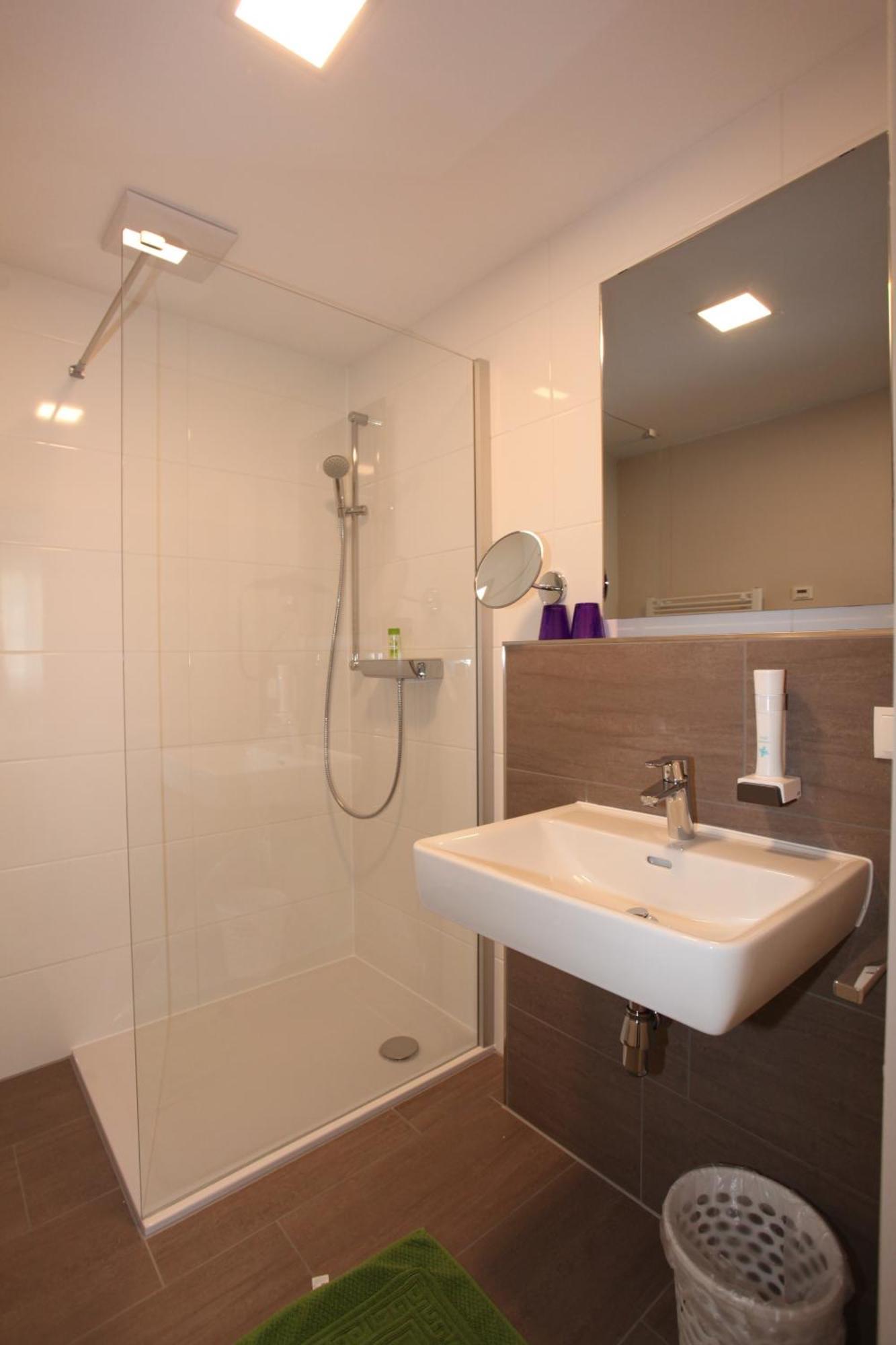Hotel & Fruehstueckspension Raabtal Feldbach  Dış mekan fotoğraf